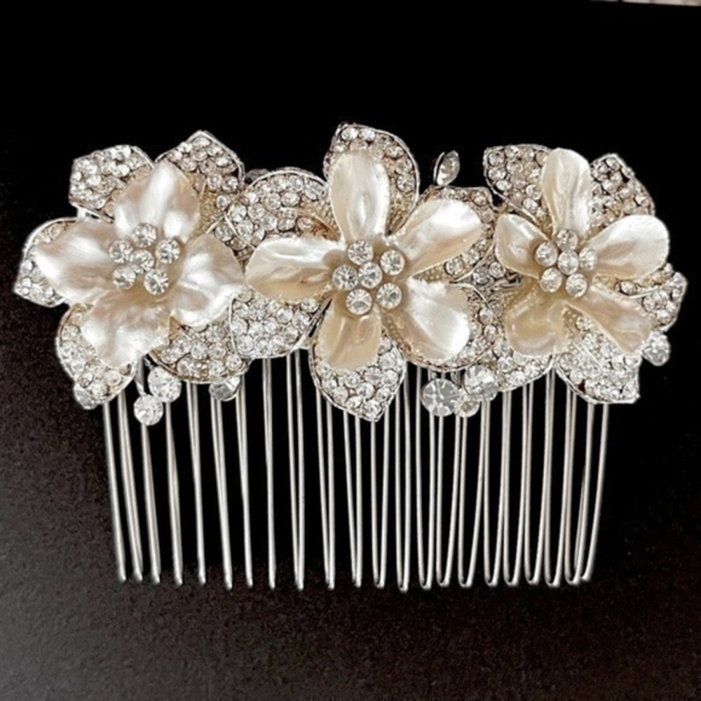 Blinged Out Hairclip!
